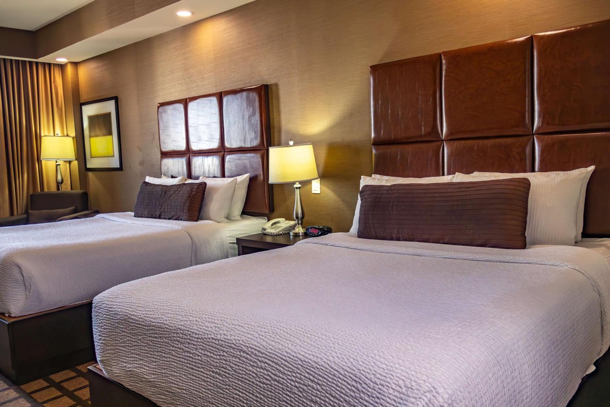 Best Western PREMIER Monterrey Aeropuerto Apodaca Exterior foto A typical guest room at the Hilton Garden Inn