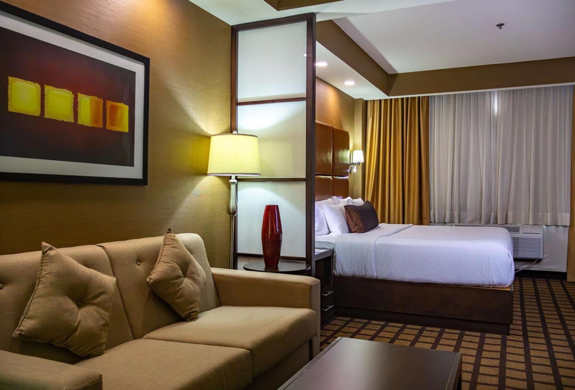 Best Western PREMIER Monterrey Aeropuerto Apodaca Exterior foto A typical hotel room